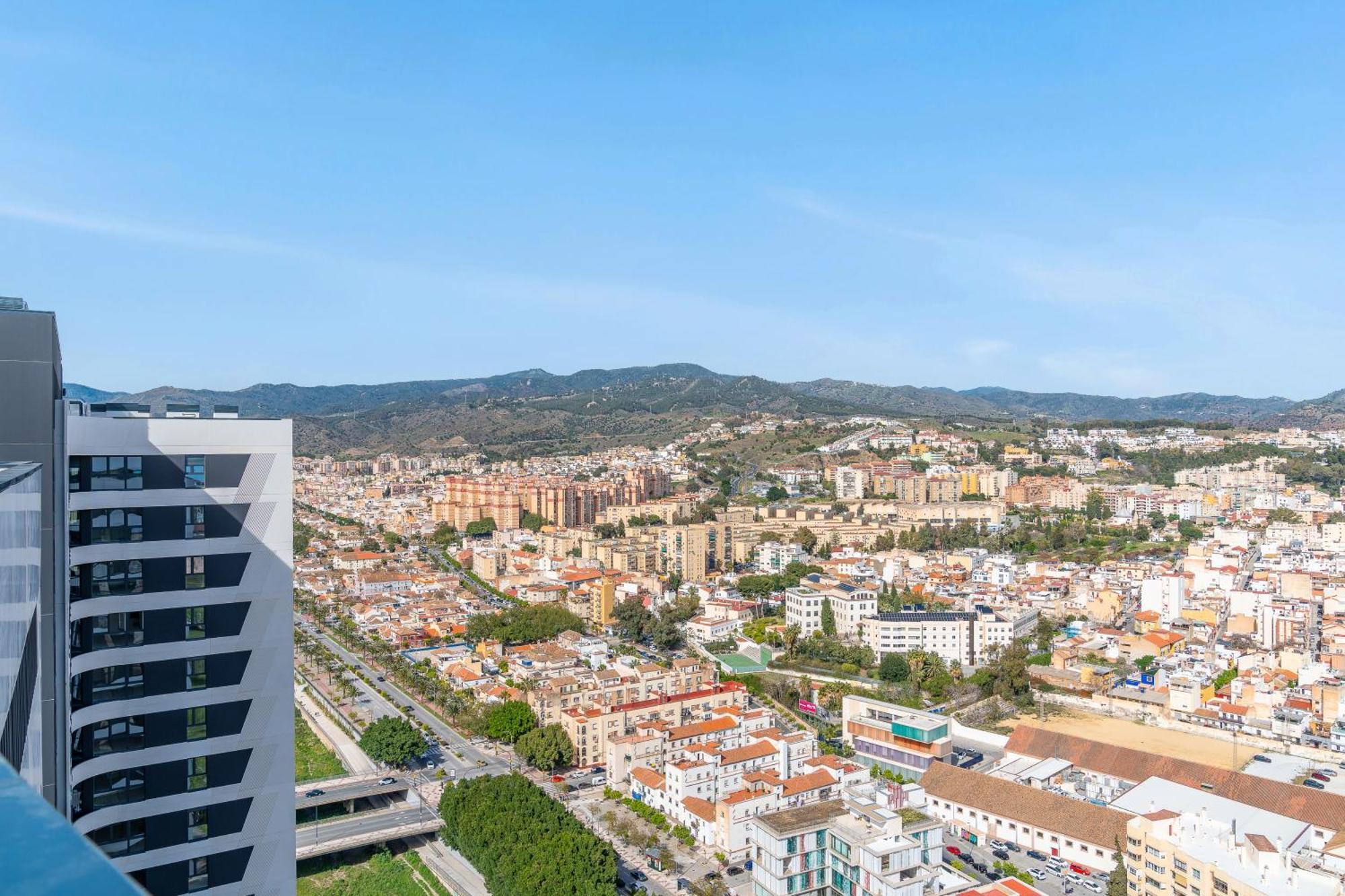 شقة Malaga Tower View المظهر الخارجي الصورة